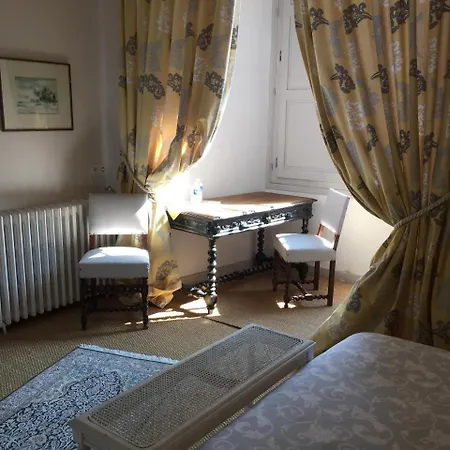 Chateau De 3*