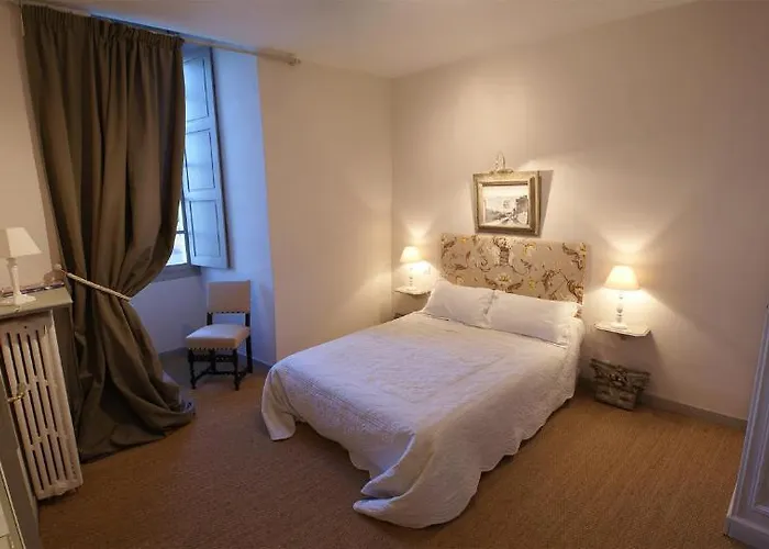 Couette-café Chateau De 3*