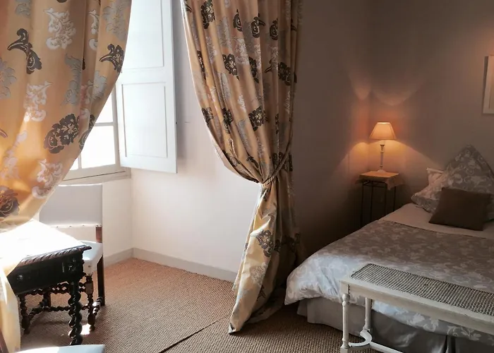 Couette-café Chateau De 3*